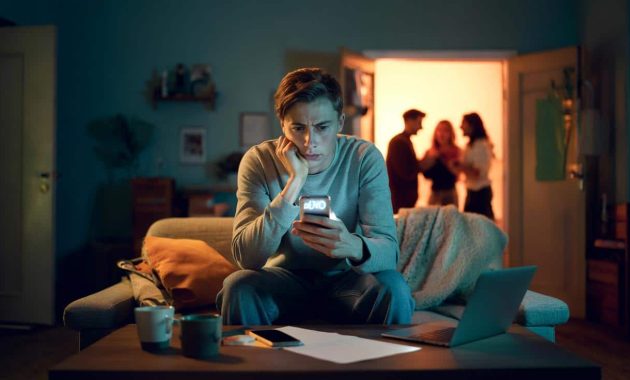 Psychology says people who fear being a burden often carry this hidden belief