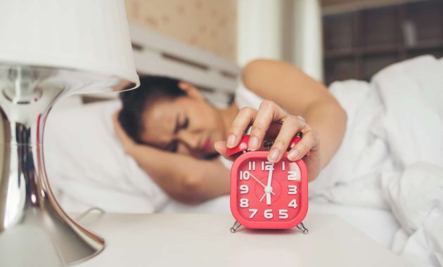 The small daily routine that helps people fall asleep faster “without changing their bedtime or using sleep aids”